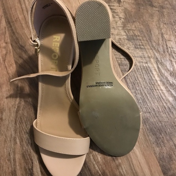 Dress shoes - Picture 2 of 4